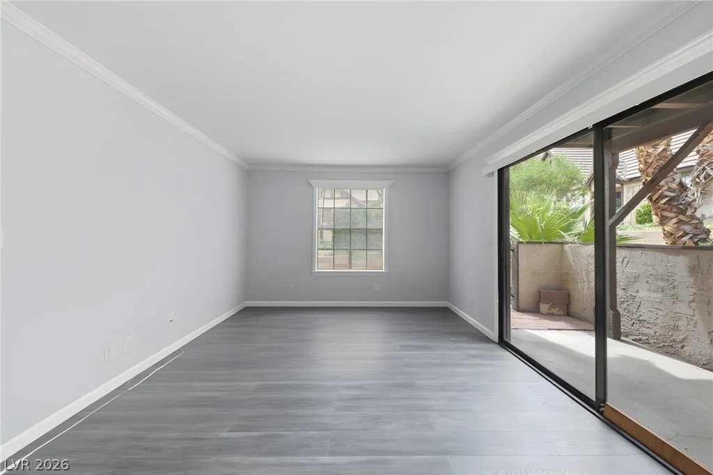 3933 Edgemoor, Las Vegas, NV 89121