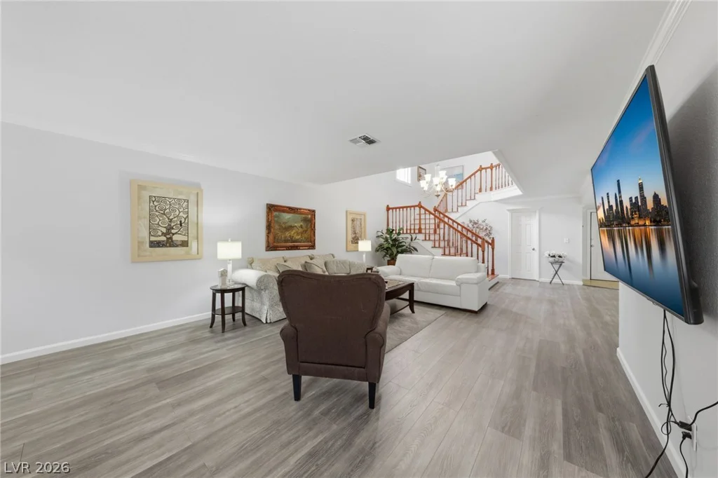 3933 Edgemoor, Las Vegas, NV 89121