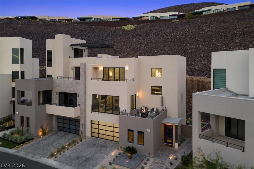 386 Solitude Peak, Henderson, NV 89012