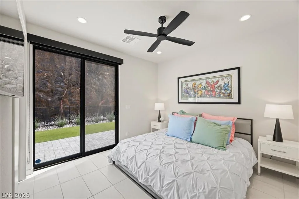 386 Solitude Peak, Henderson, NV 89012