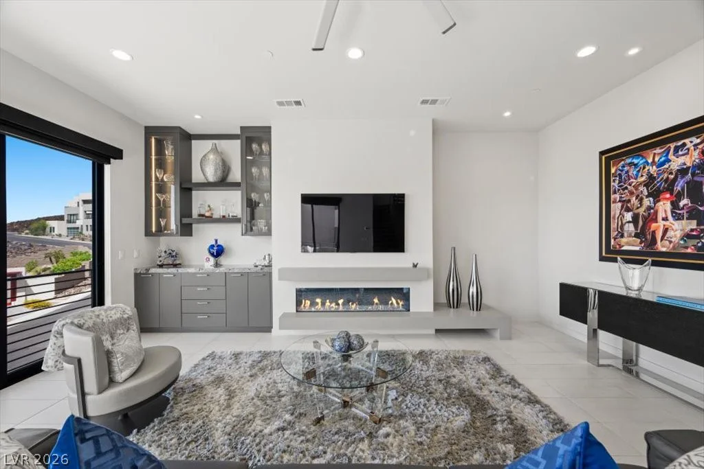 386 Solitude Peak, Henderson, NV 89012