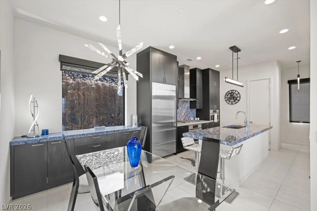 386 Solitude Peak, Henderson, NV 89012