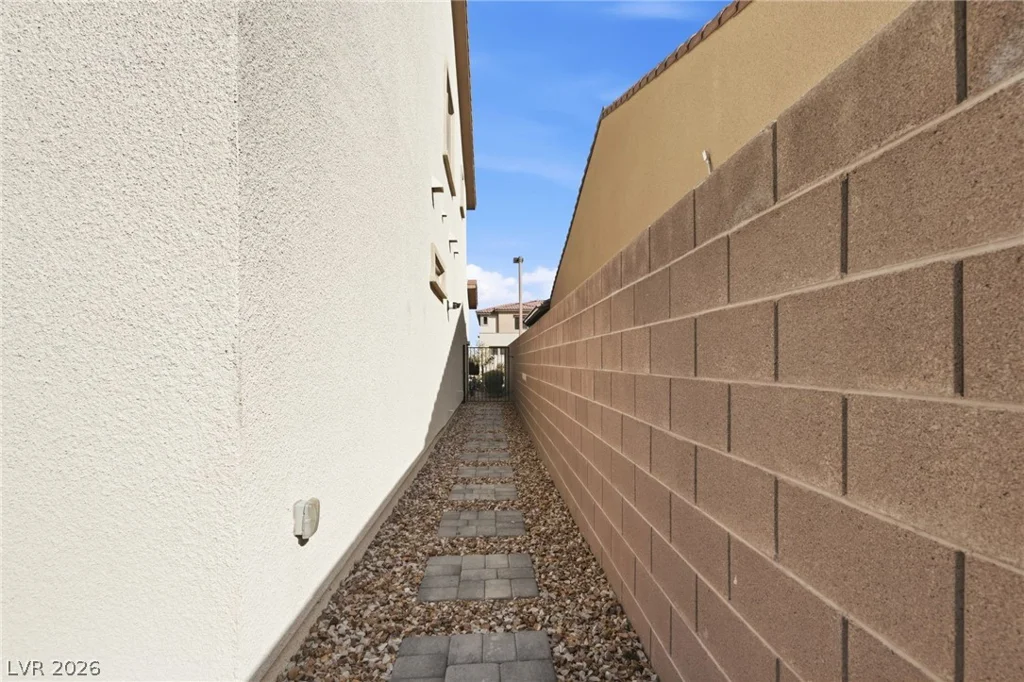 195 Cactus Sunrise, Las Vegas, NV 89138