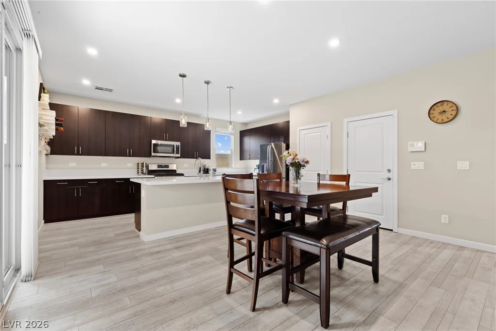 6147 Rock Arch, Las Vegas, NV 89141
