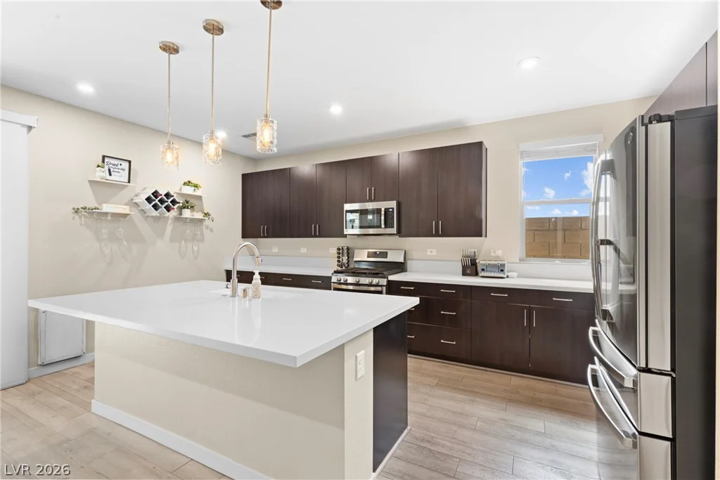 6147 Rock Arch, Las Vegas, NV 89141