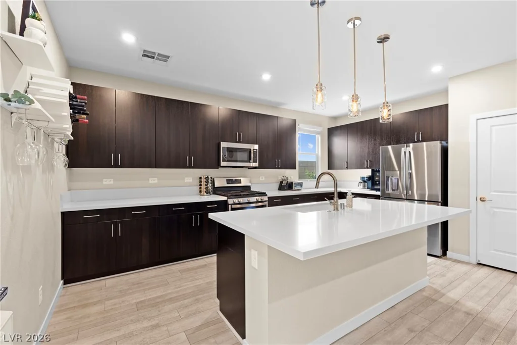6147 Rock Arch, Las Vegas, NV 89141