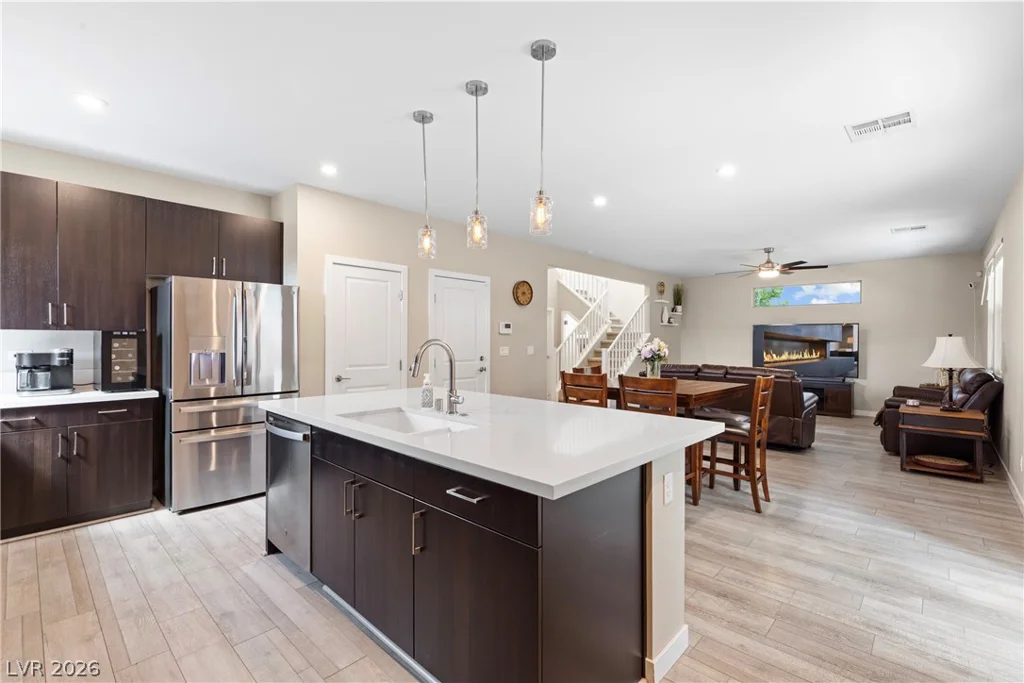 6147 Rock Arch, Las Vegas, NV 89141