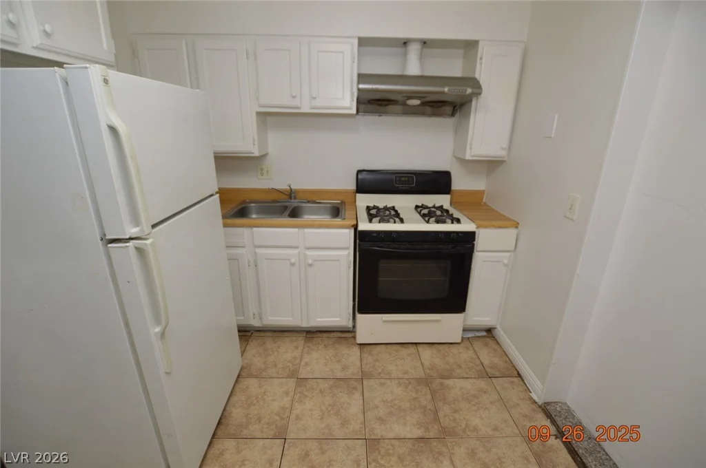 3980 Palos Verdes, Las Vegas, NV 89119