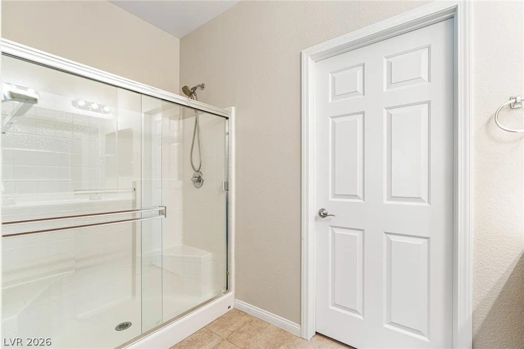 8213 Dragonfly Bush, North Las Vegas, NV 89085