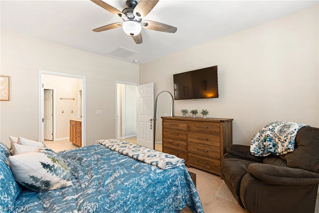 8213 Dragonfly Bush, North Las Vegas, NV 89085