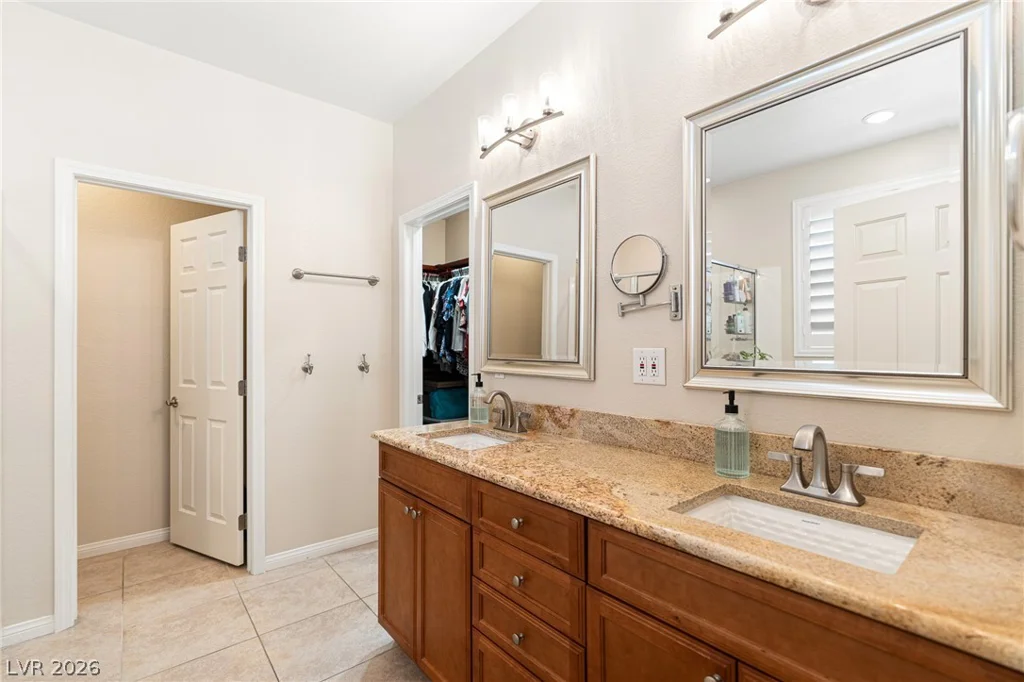 8213 Dragonfly Bush, North Las Vegas, NV 89085