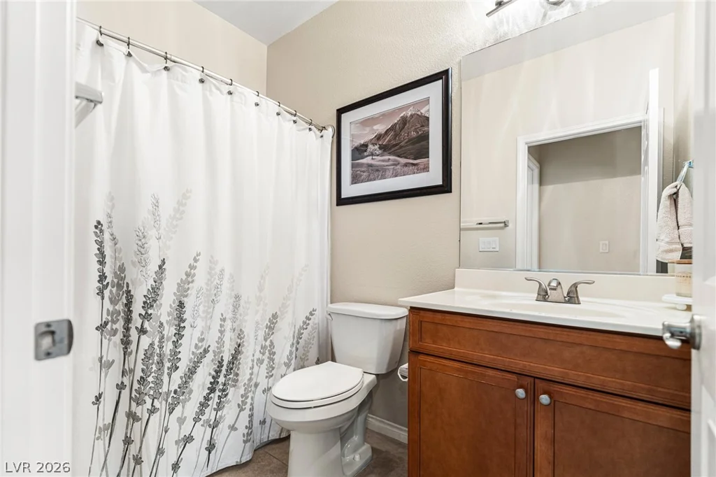 8213 Dragonfly Bush, North Las Vegas, NV 89085