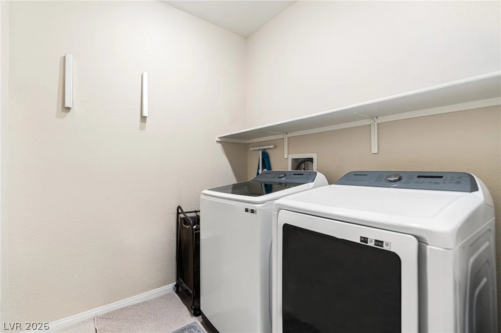 8213 Dragonfly Bush, North Las Vegas, NV 89085
