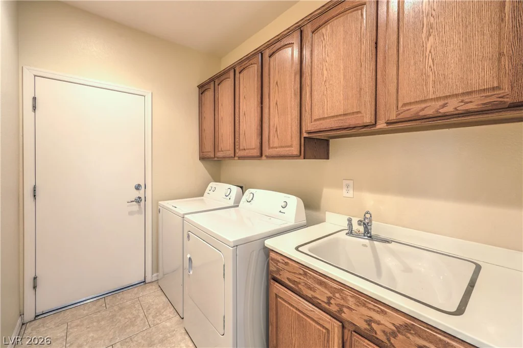 2276 Saxtons River, Henderson, NV 89044
