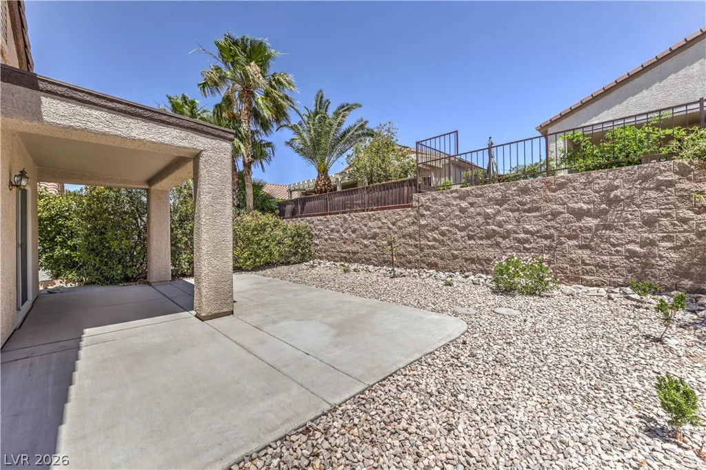2766 Meadow Park, Henderson, NV 89052