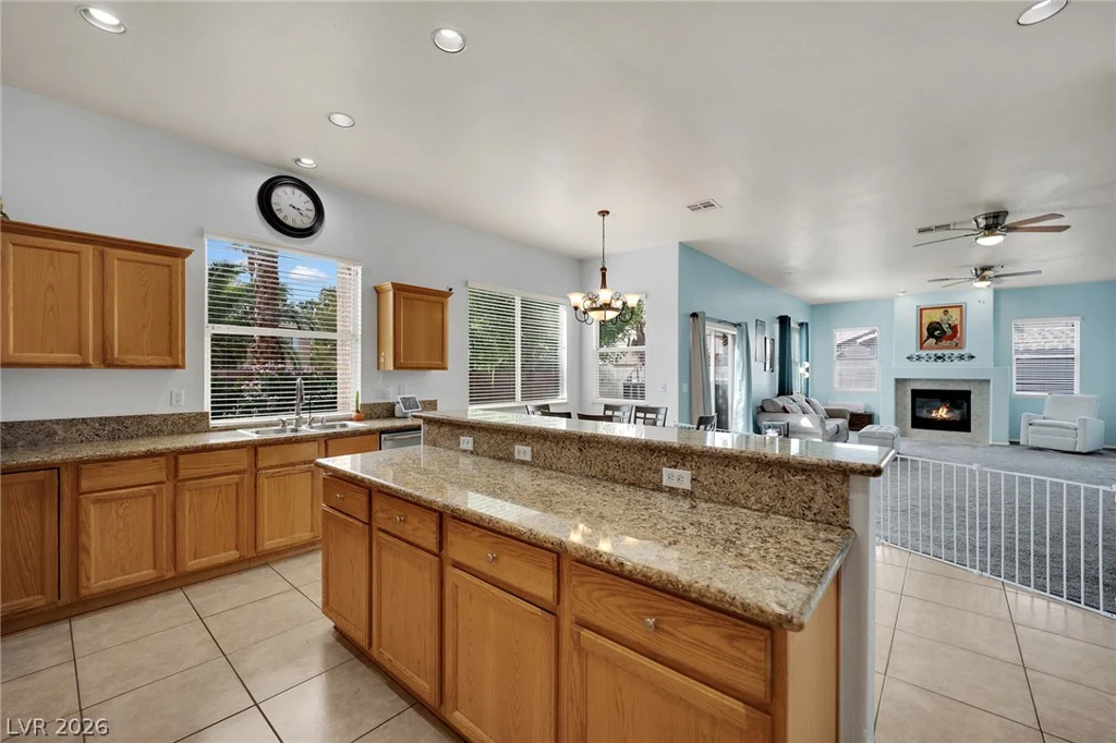 1437 Blazing Sand, Las Vegas, NV 89110