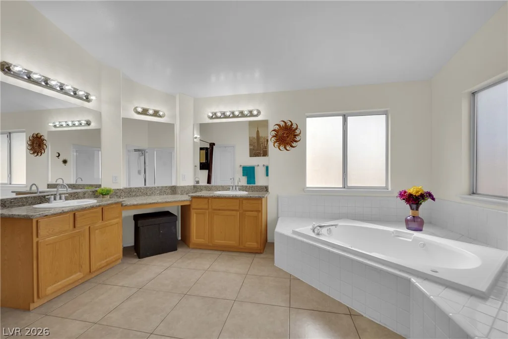 1437 Blazing Sand, Las Vegas, NV 89110