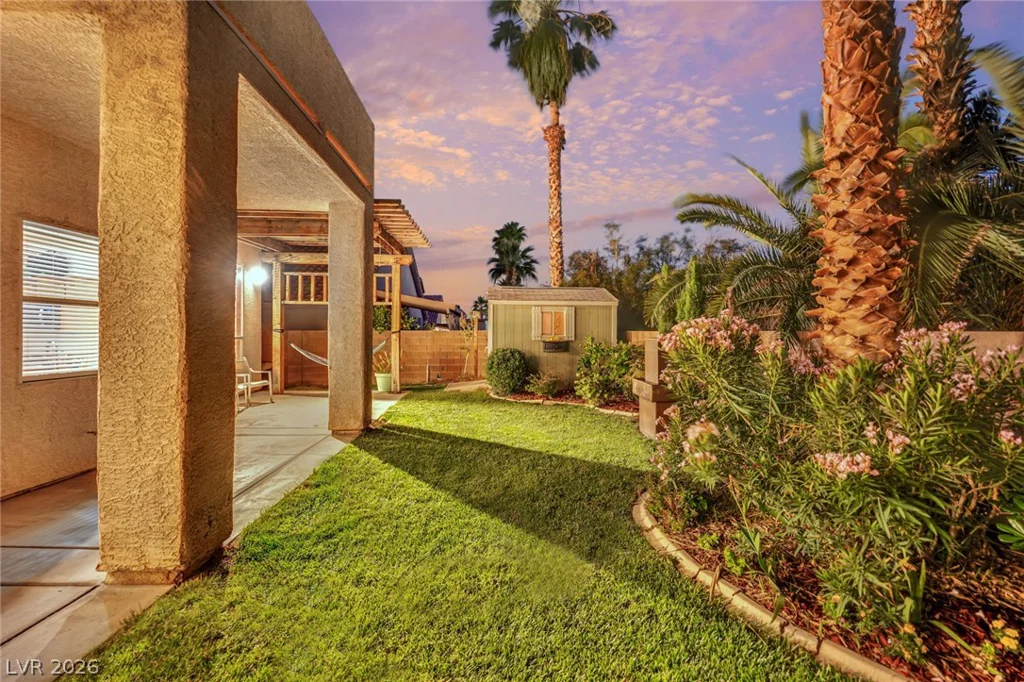 1437 Blazing Sand, Las Vegas, NV 89110