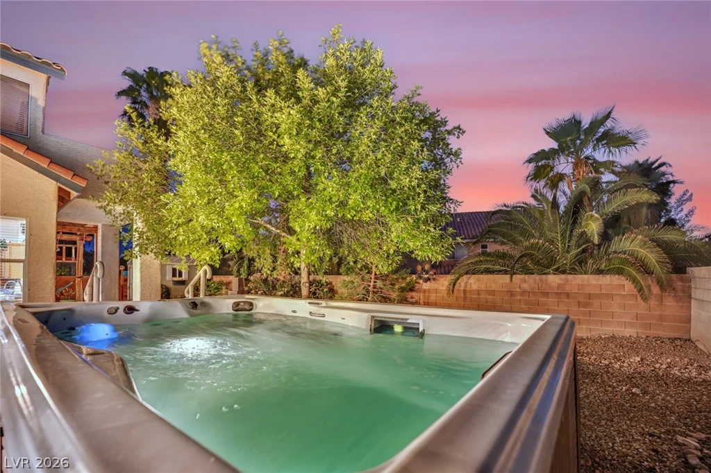 1437 Blazing Sand, Las Vegas, NV 89110