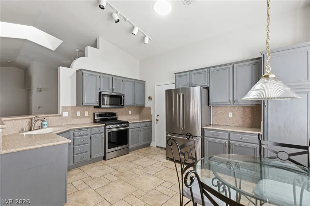 1025 Twin Berry, Henderson, NV 89002
