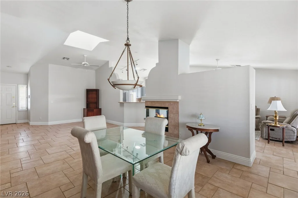 1025 Twin Berry, Henderson, NV 89002