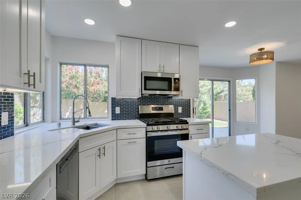 8324 Hollow Wharf, Las Vegas, NV 89128