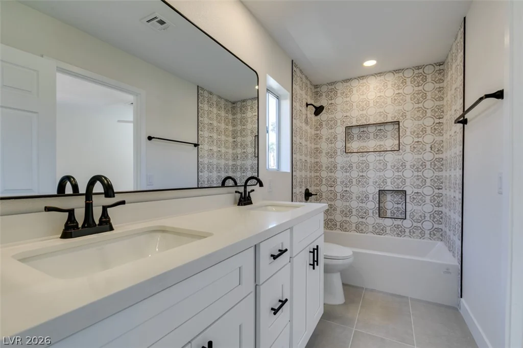 8324 Hollow Wharf, Las Vegas, NV 89128