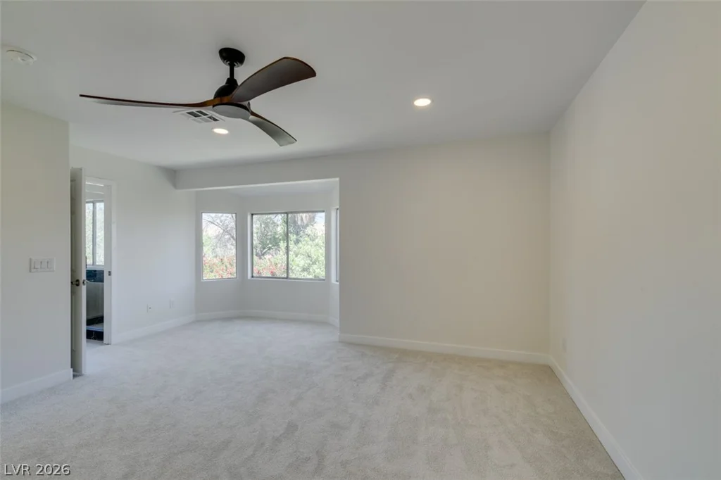 8324 Hollow Wharf, Las Vegas, NV 89128