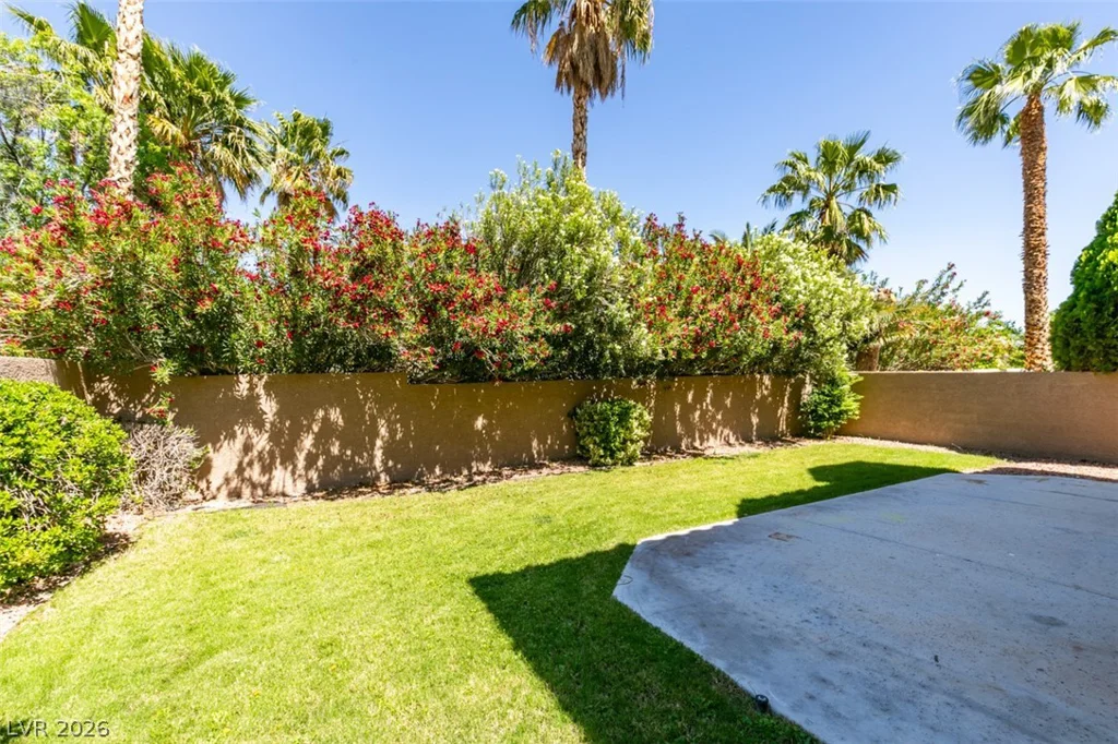 8324 Hollow Wharf, Las Vegas, NV 89128