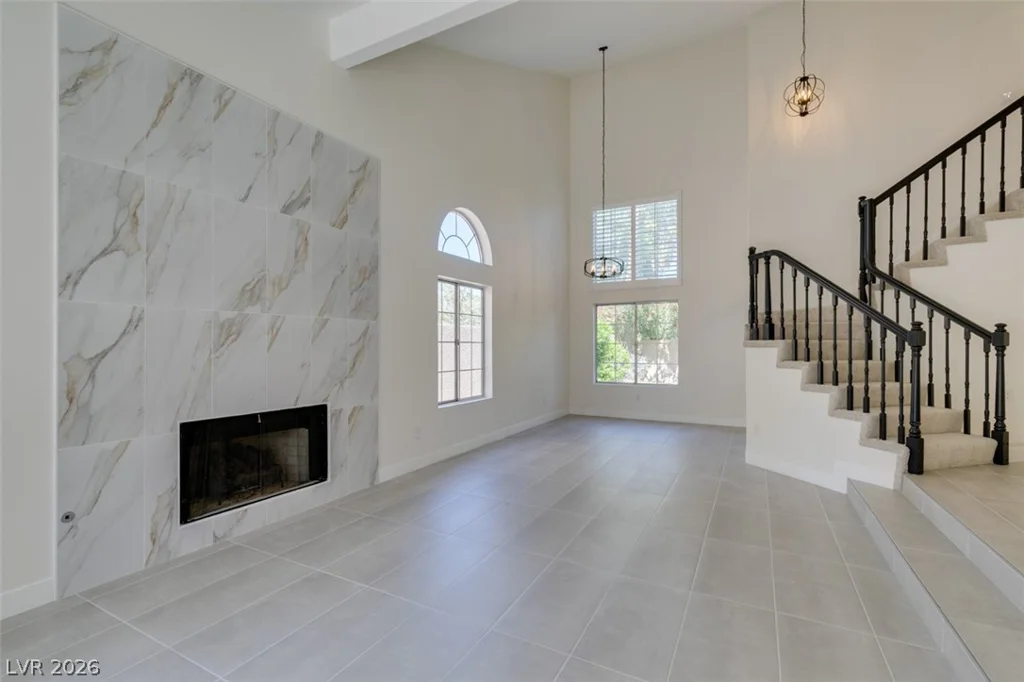 8324 Hollow Wharf, Las Vegas, NV 89128