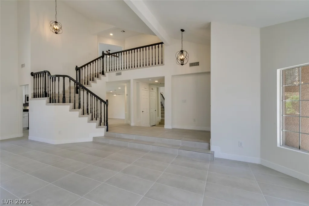 8324 Hollow Wharf, Las Vegas, NV 89128