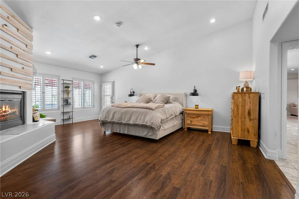 2222 Versailles, Henderson, NV 89074