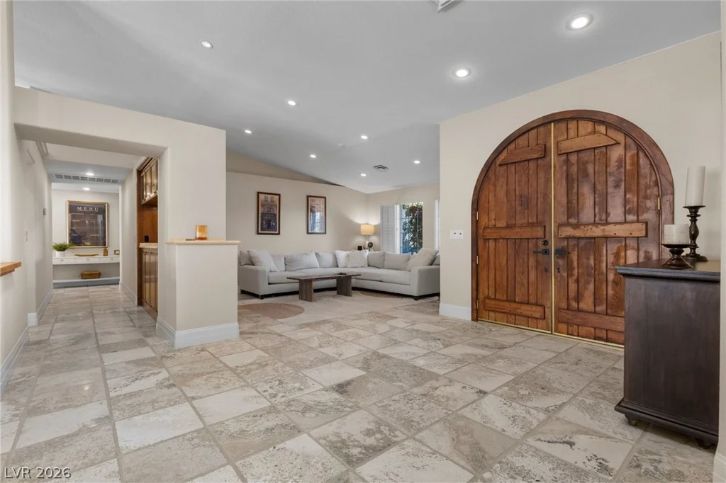 2222 Versailles, Henderson, NV 89074