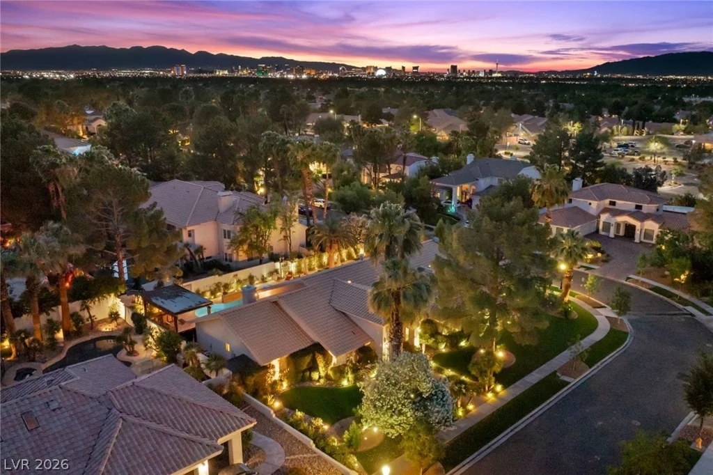 2222 Versailles, Henderson, NV 89074