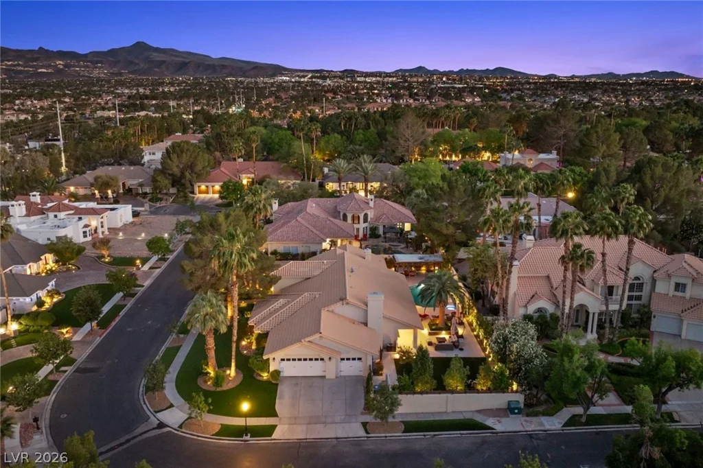 2222 Versailles, Henderson, NV 89074