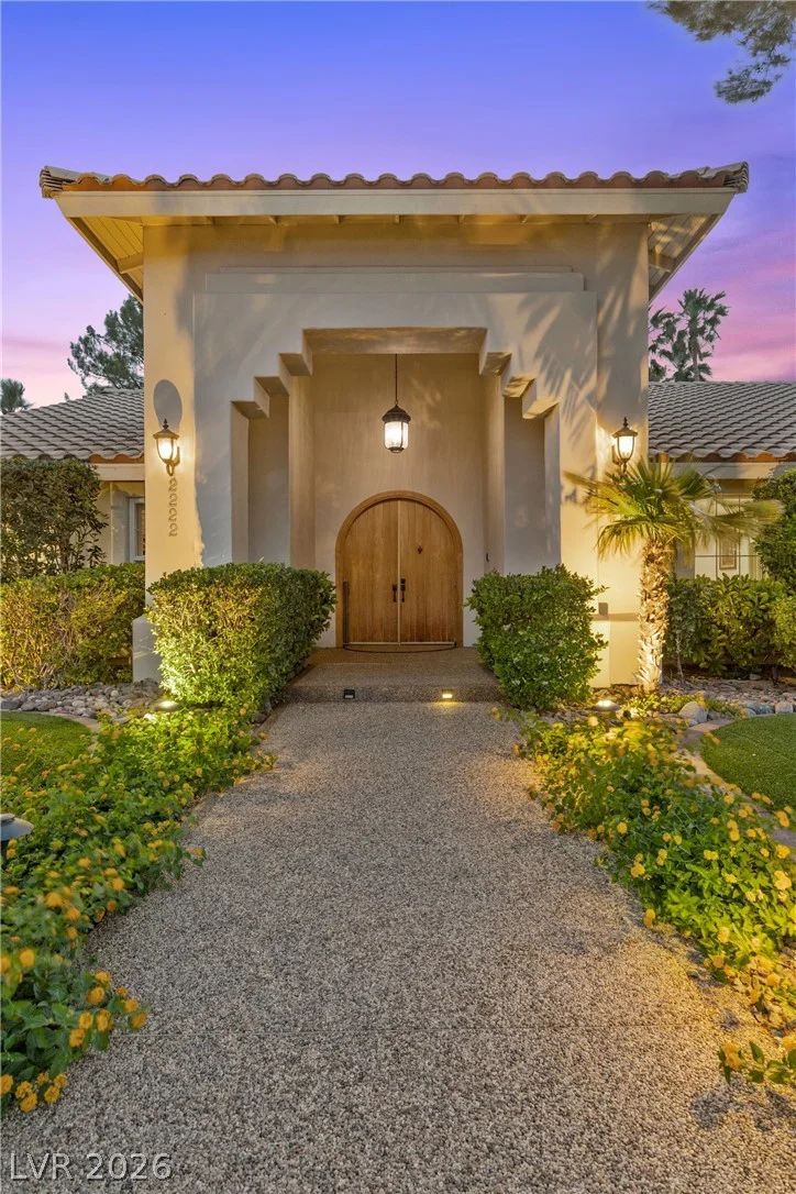 2222 Versailles, Henderson, NV 89074