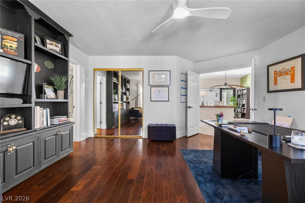 2222 Versailles, Henderson, NV 89074