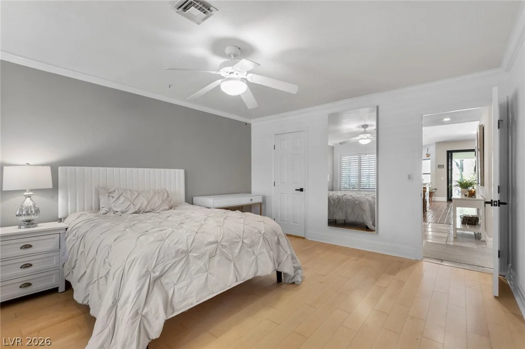 2222 Versailles, Henderson, NV 89074