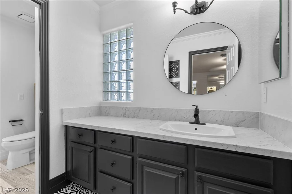 2222 Versailles, Henderson, NV 89074