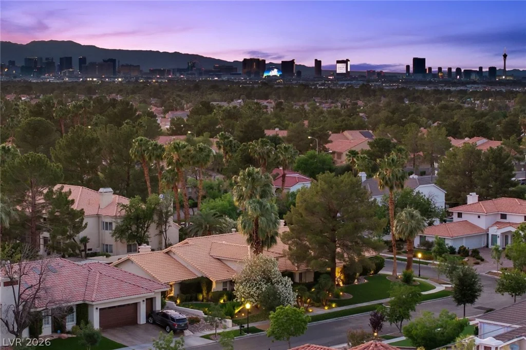 2222 Versailles, Henderson, NV 89074