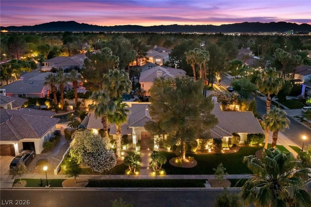 2222 Versailles, Henderson, NV 89074
