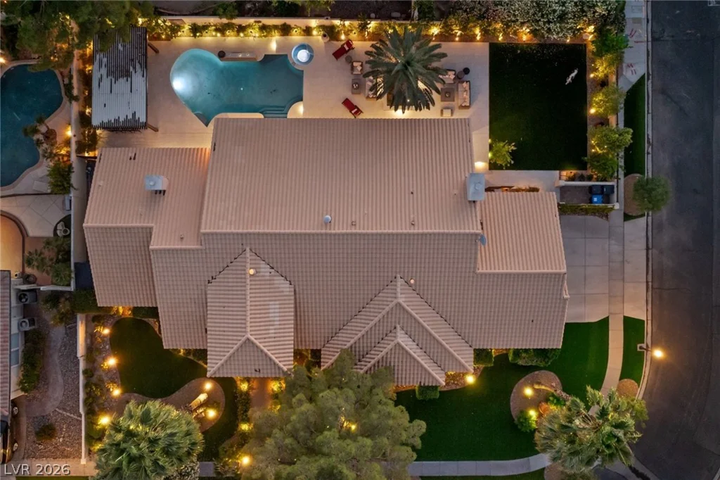 2222 Versailles, Henderson, NV 89074