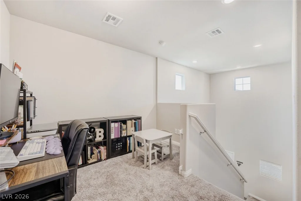 7236 Glimmer Point, North Las Vegas, NV 89084
