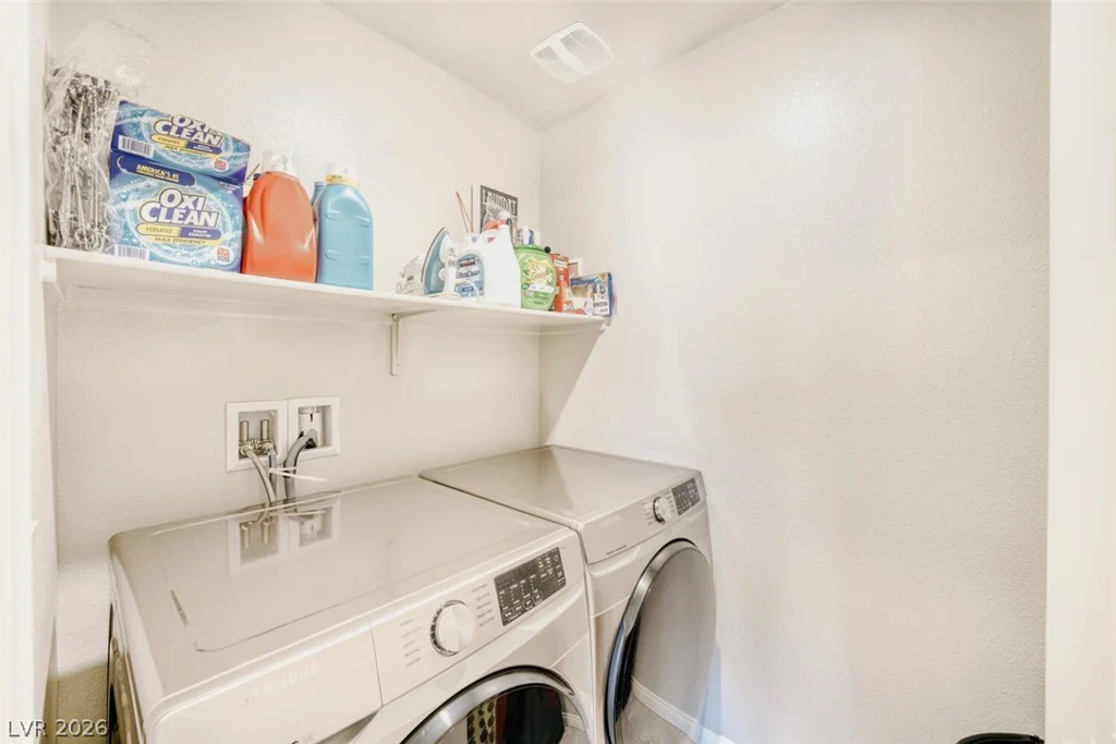 7236 Glimmer Point, North Las Vegas, NV 89084