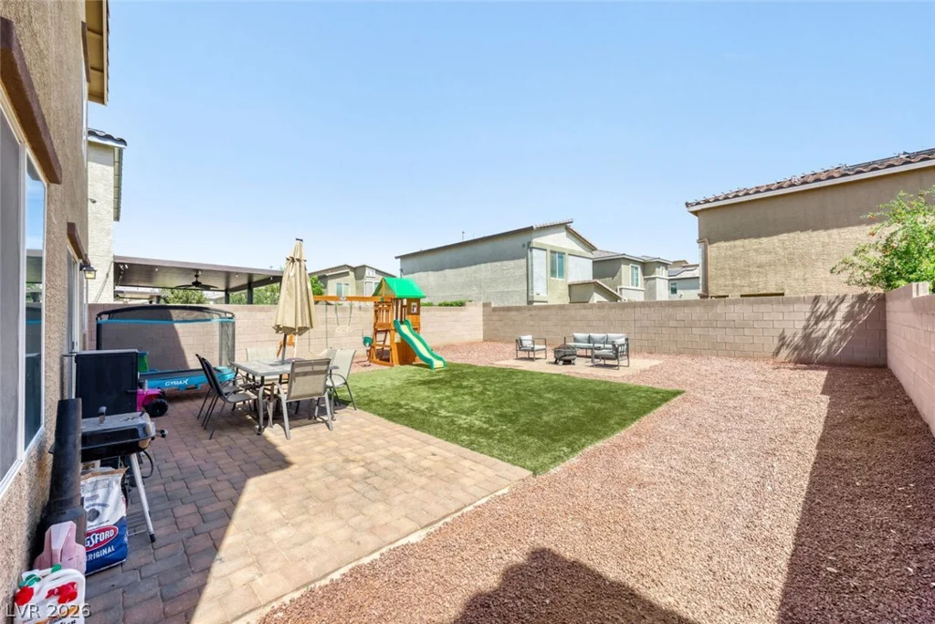 7236 Glimmer Point, North Las Vegas, NV 89084