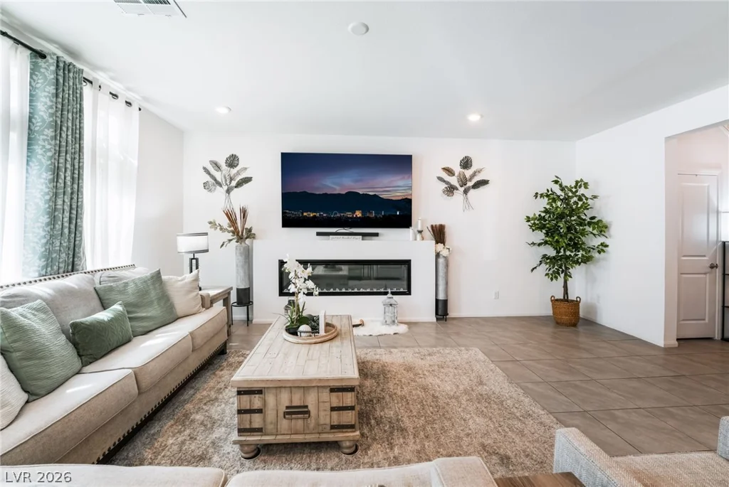 10395 Joaquin Fire, Las Vegas, NV 89141