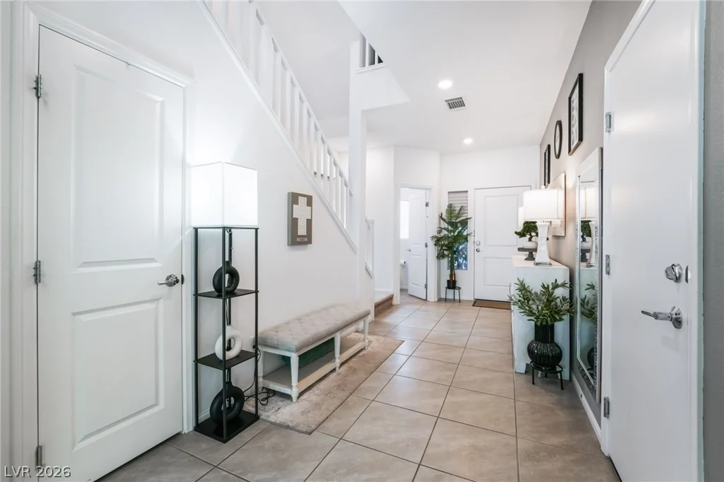 10395 Joaquin Fire, Las Vegas, NV 89141