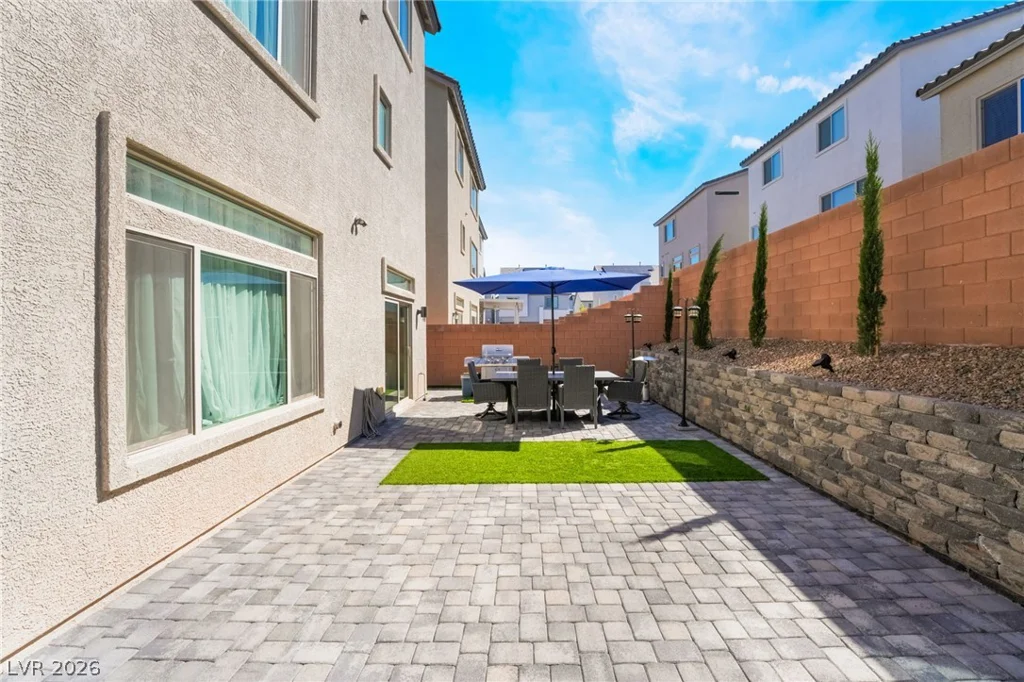 10395 Joaquin Fire, Las Vegas, NV 89141