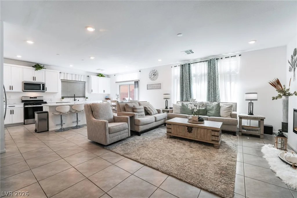 10395 Joaquin Fire, Las Vegas, NV 89141