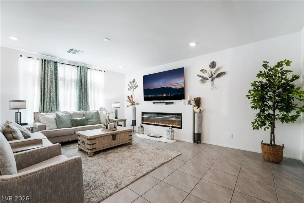 10395 Joaquin Fire, Las Vegas, NV 89141